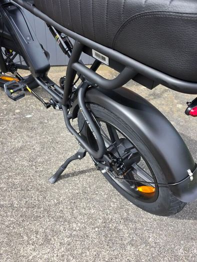 electric bike ENGWE M1 ,brand new in a box , delivery available.