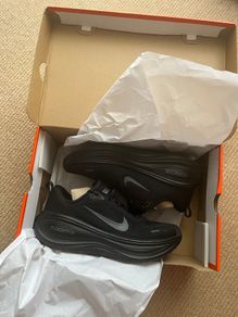 Nike Vomero Plus Size 9.5 UK