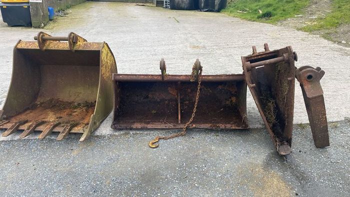 Excavator Buckets for Sale - Great Condition