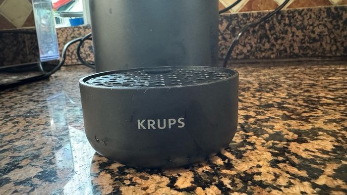 Nespresso Vertuo Pop - Aqua Mint - Tiffany Blue Smart Pod Coffee Machine