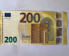 200 Euro