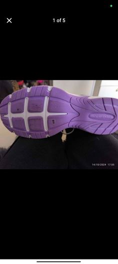 Guess womens runners