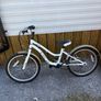 Girls bike Image 2