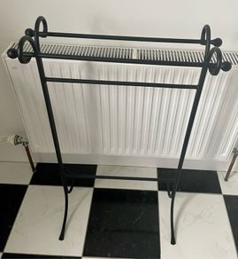 Black iron towel rail holder