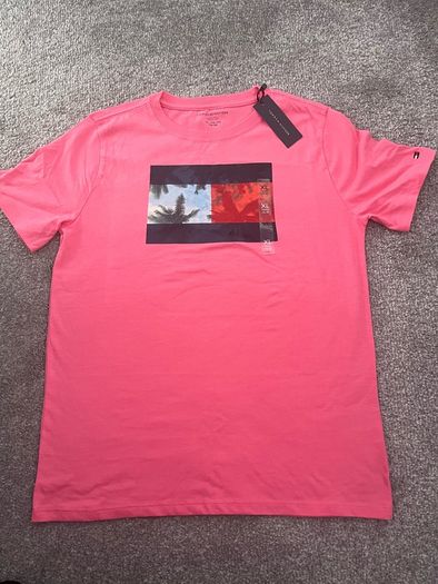 Tommy Hilfiger t shirt
