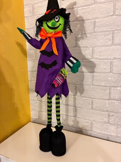 free standing witch