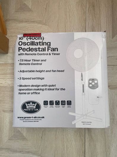 Pedestal Fan with Remote