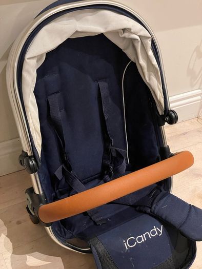 iCandy Peach newborn bassinet & toddler seat
