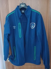 mens Umbro Ireland Sports Jacket. Size L,