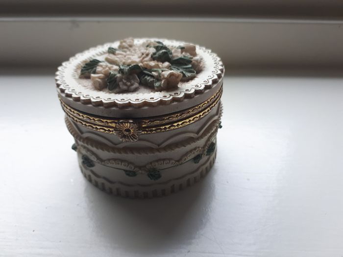 Trinket / Jewel Box