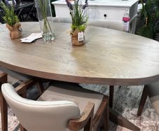 Oval Scandinavian Oak dining table, Like New