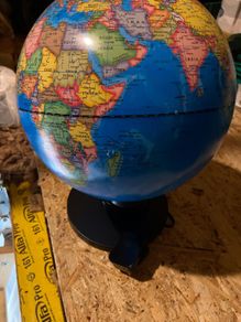 Light up Globe