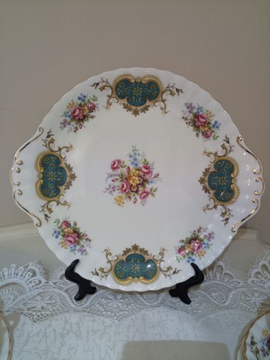 Vintage Royal Albert " Berkeley"  22 pieces Tea Set Fine Bone China