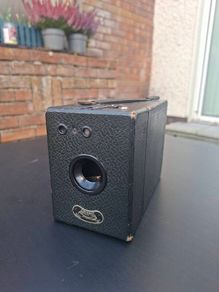Vintage 1935 Coronet No. 2 Portrait Box Camera