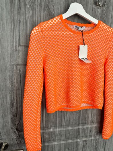 Bnwt Zara Top - S