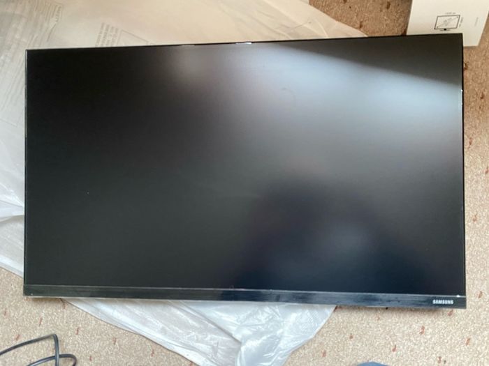 Samsung 27" T35F Monitor