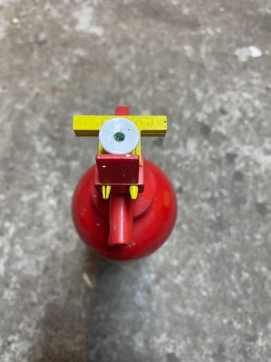 Fire extinguisher
