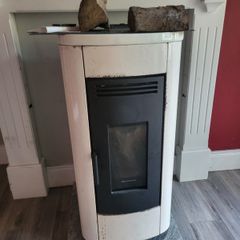 Pellet stove