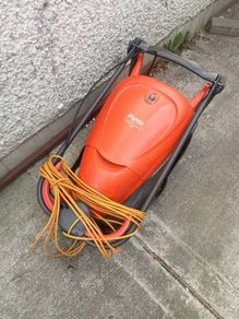 Flymo Push Lawnmower