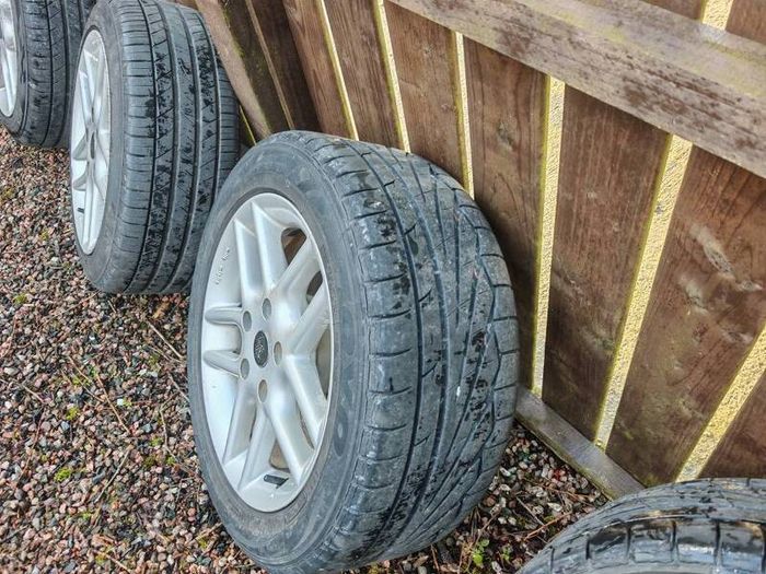 Mille Miglia 90s 16" Alloys with Tires 5x120