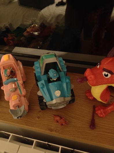 Paw Patrol Bundle (tower, cars, characters and puzzles)