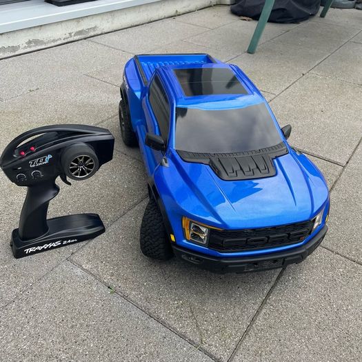 Ford Traxxas Raptor 4x4 VXL