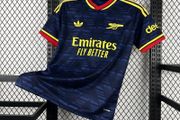 Arsenal 26/27 away jersey