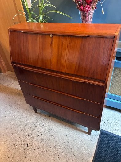 1960's Mid -Century Bureau
