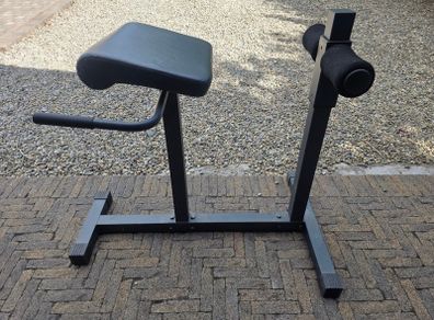 Hyperextension Bench