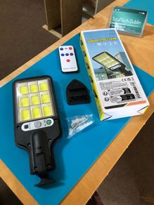 LED Street Lamp Solar Power Rechargeable and remote control