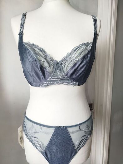 Fantasy Lily grey balcony bra size 38G 12euro and brief size M 6 euro BNWT