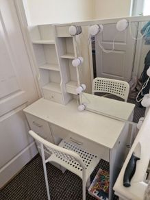 dressing table with chair