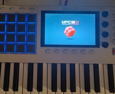 Akai MPC Key 37 Gen 2 Like New