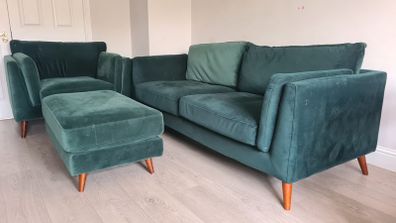 Teal Velvet Suite
