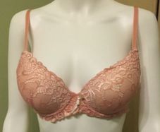 Marilyn Monroe pink push up bra
