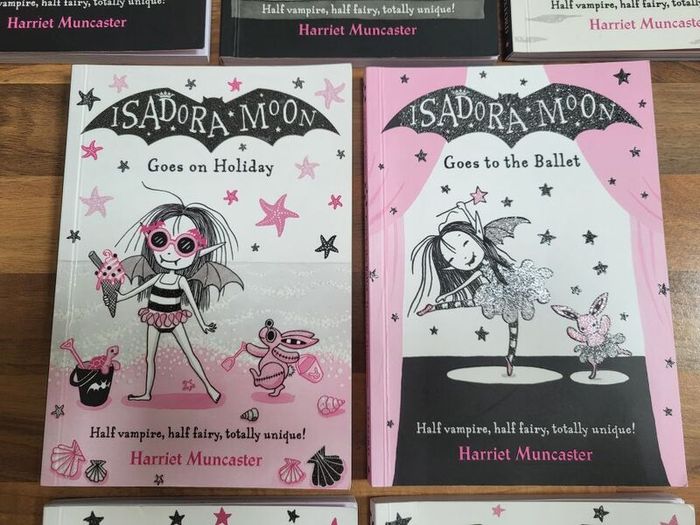 7 x Isadora Moon Books