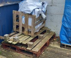 Wood pallet for fire