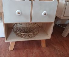 Small wooden  drawer unit