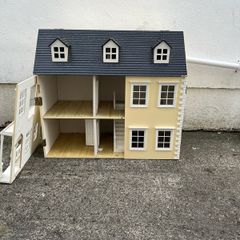 Dolls House free