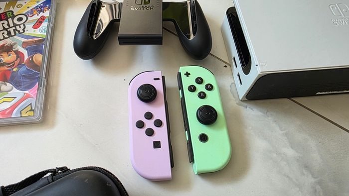 Nintendo Switch Oled + extras