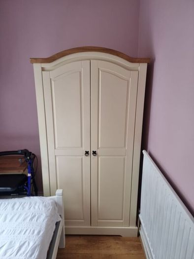 wardrobe