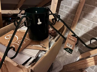 christmas tree stand the range