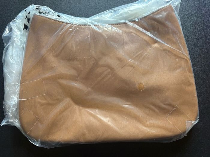 Brand new Coach Penelope bag in tan leather