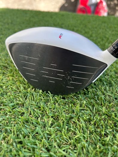 Full set of golf Taylormade clubs