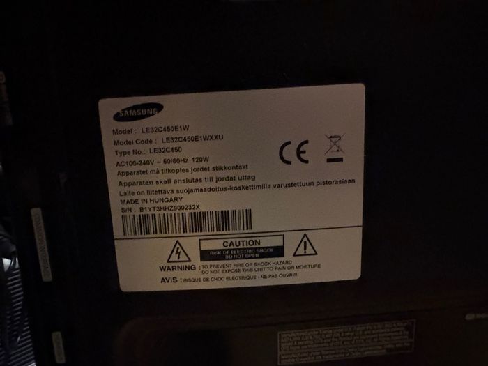 Samsung 32 inch HD LCD TV