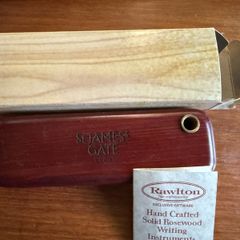 Unique "St James Gate Beers" pen set