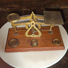 Antique Victorian or Edwardian postal scale