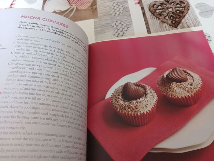 The Hummingbird Bakery Cake Days Recipe Book