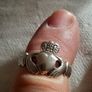 silver claddagh ring Image 2