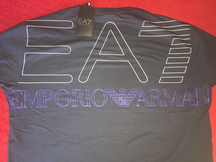 emporio armani EA 7 t shirt SIZE L brand new